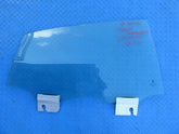 Maserati Quattroporte right rear door window glass #8042